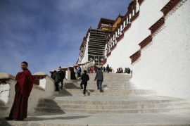 Lhasa to Yamdrok lake trek